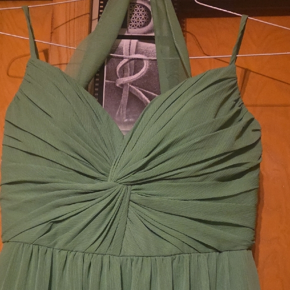 David's Bridal Green Halter Prom Dress - Picture 3 of 4